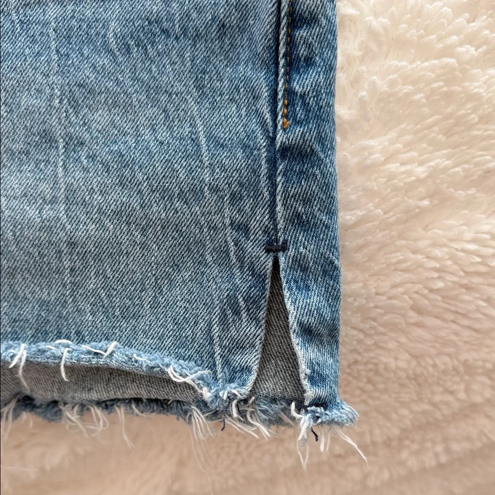 Abercrombie & Fitch Mom Short High Rise Jean Shorts - Picture 4 of 4